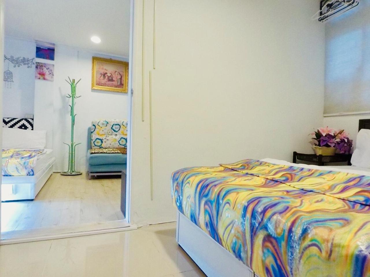 Super Star Hostel New Taipei City Bagian luar foto